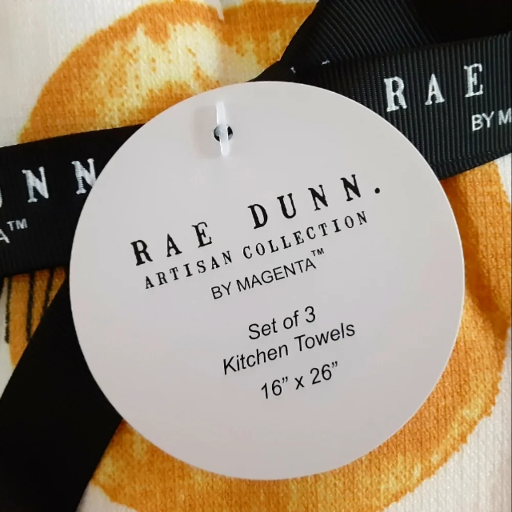 🆕️ Set of 3 Rae Dunn Halloween Towels 🐾